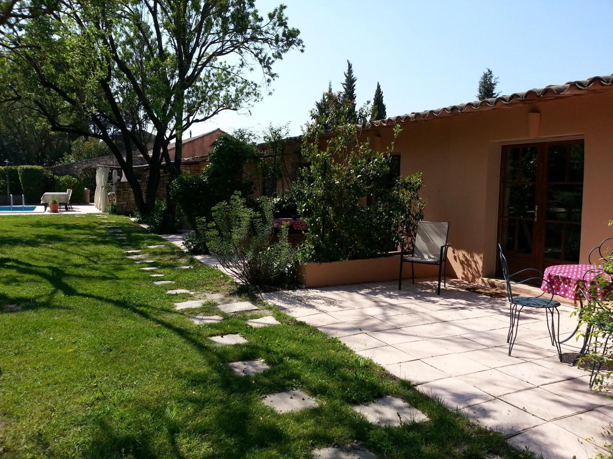 Mas La Provence Acomodação com café da manhã LʼIsle-sur-la-Sorgue Exterior foto