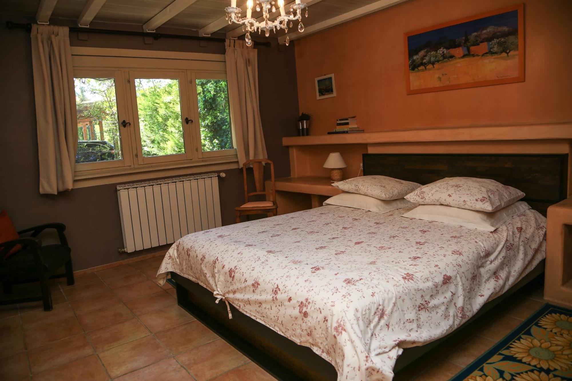 Mas La Provence Acomodação com café da manhã LʼIsle-sur-la-Sorgue Quarto foto