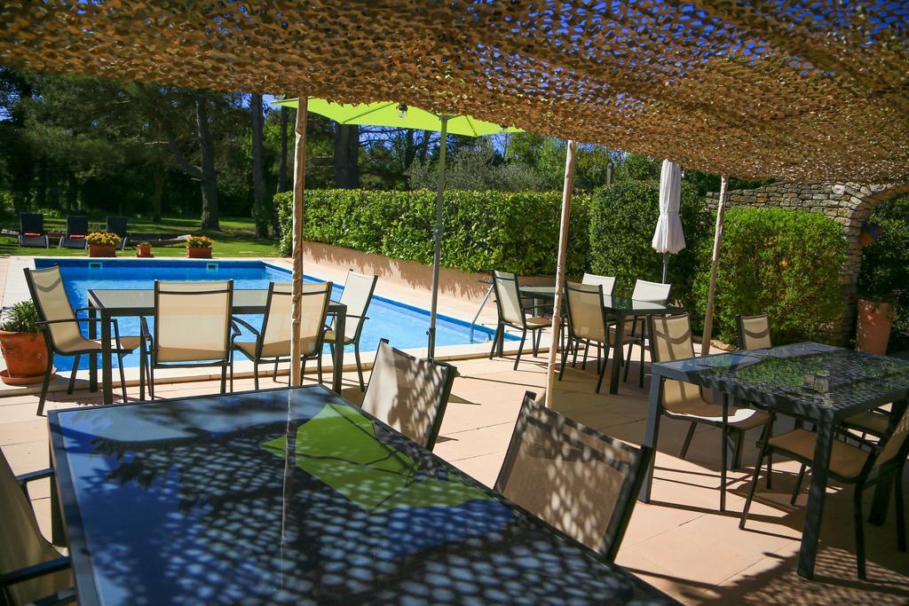 Mas La Provence Acomodação com café da manhã LʼIsle-sur-la-Sorgue Exterior foto
