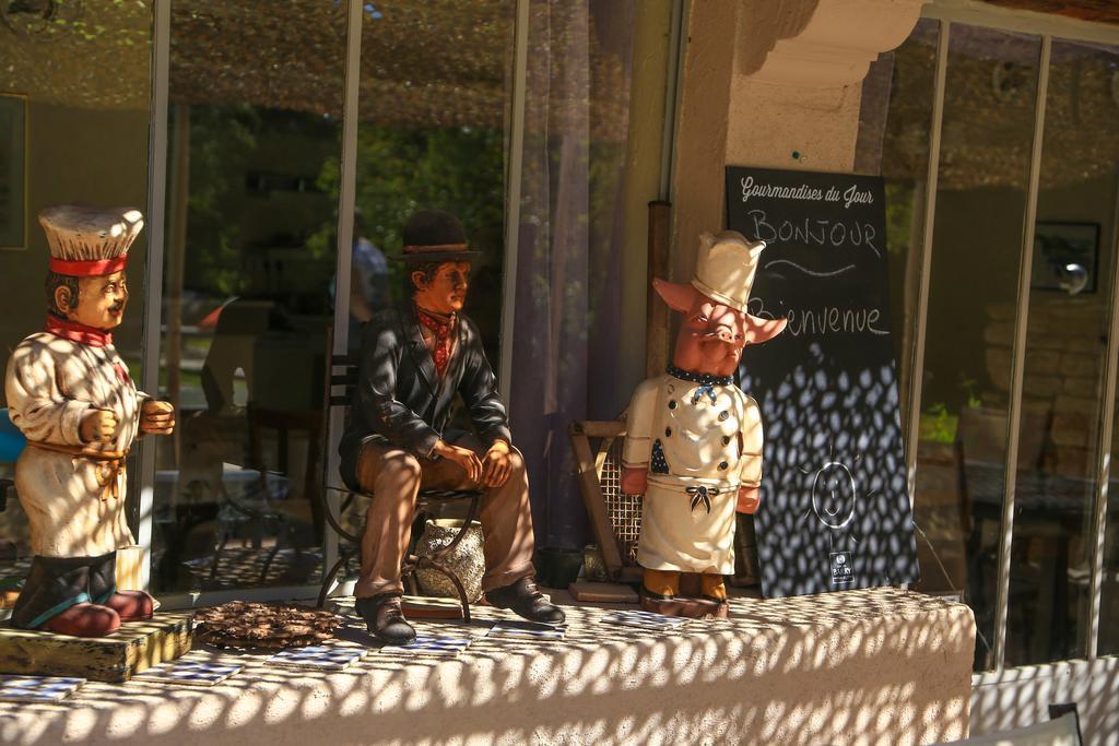 Mas La Provence Acomodação com café da manhã LʼIsle-sur-la-Sorgue Exterior foto